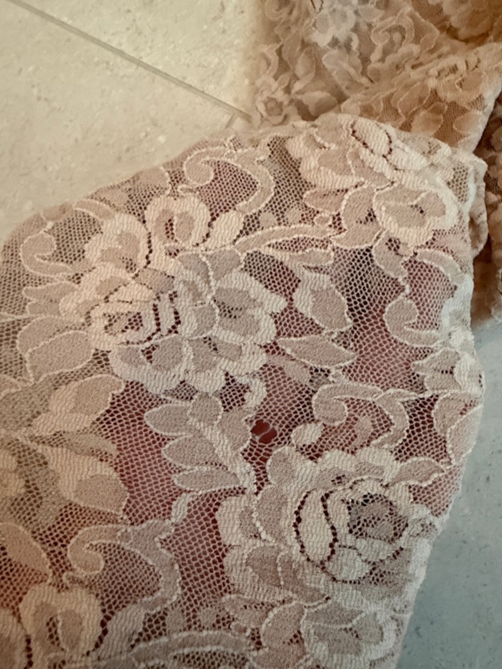 Reformation Adriano Lace Knit Top In Chai - Picture 4 of 4